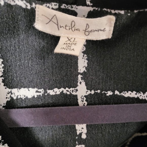 Dress top - Picture 2 of 9